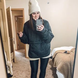 Active quarter zip water resistant puffer